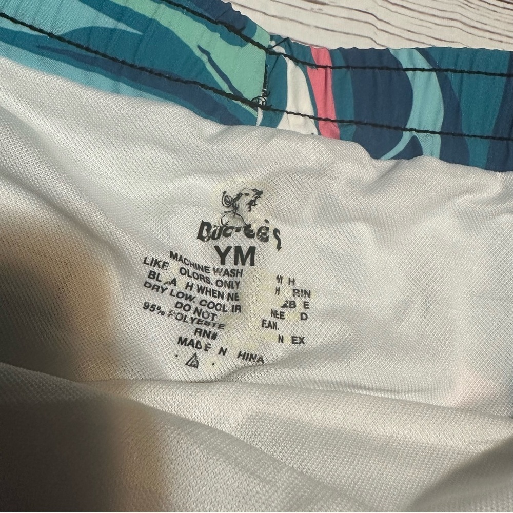 Buc-ee’s Shorts - Picture 4 of 6